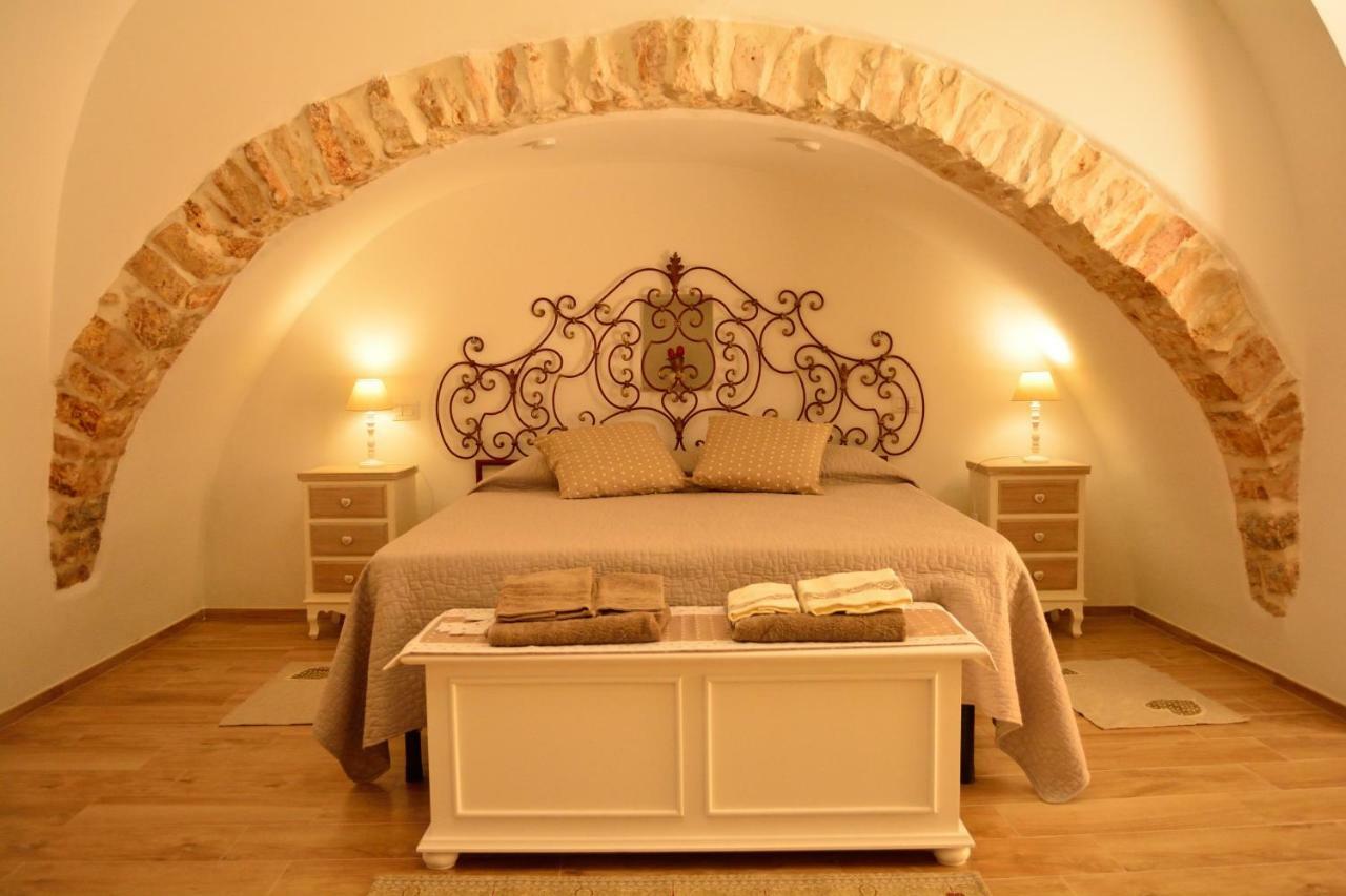 Escia' B&B Ночі Екстер'єр фото